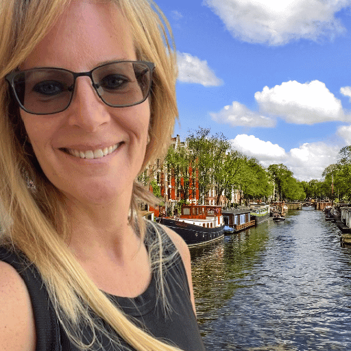 Lynn -  Moving Forward with Hope Narcissistic Abuse Recovery Podcast