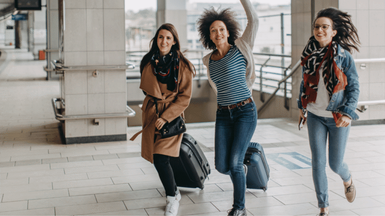 solo female travelers club
